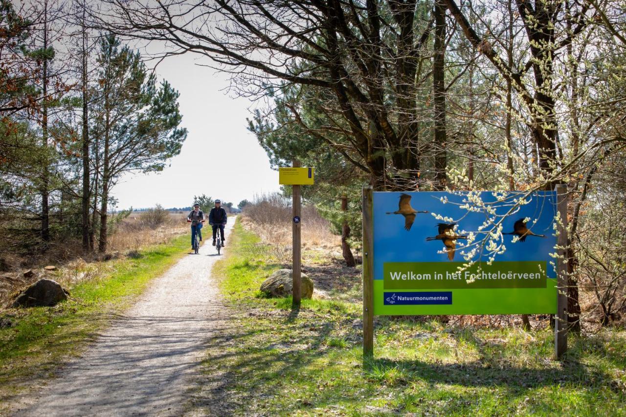 4P Chalet Tolve: Cycling Retreat Near Drents Friese Wold Nature Reserve Oosterwolde  Exterior photo